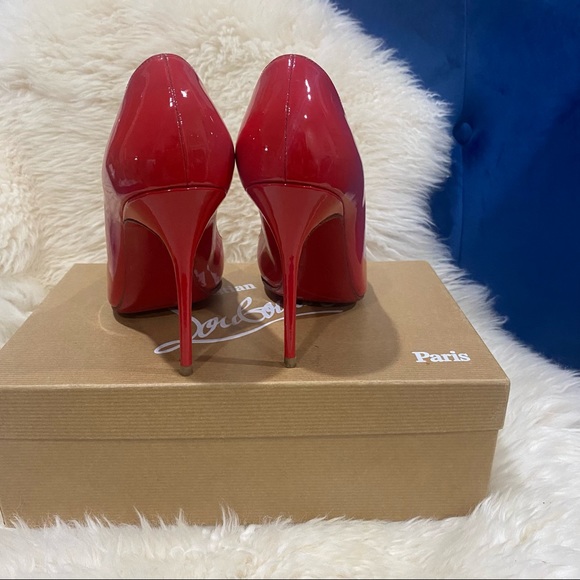 ❤️SOLD❤️Christian Louboutin Decollete 554 - Picture 3 of 5